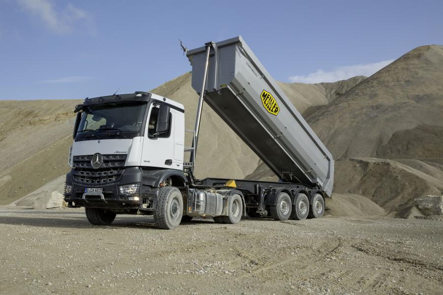  Mercedes-Benz Arocs 1845 LS HAD 2015 года  (фото 5 из 10)